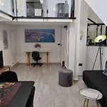Bed and Breakfast La Sul Mare Κρότωνας