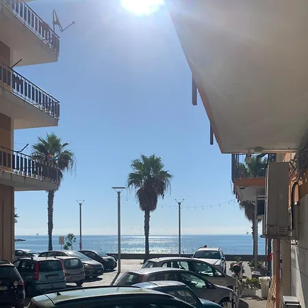 住宿加早餐酒店 La Sul Mare 克罗托内